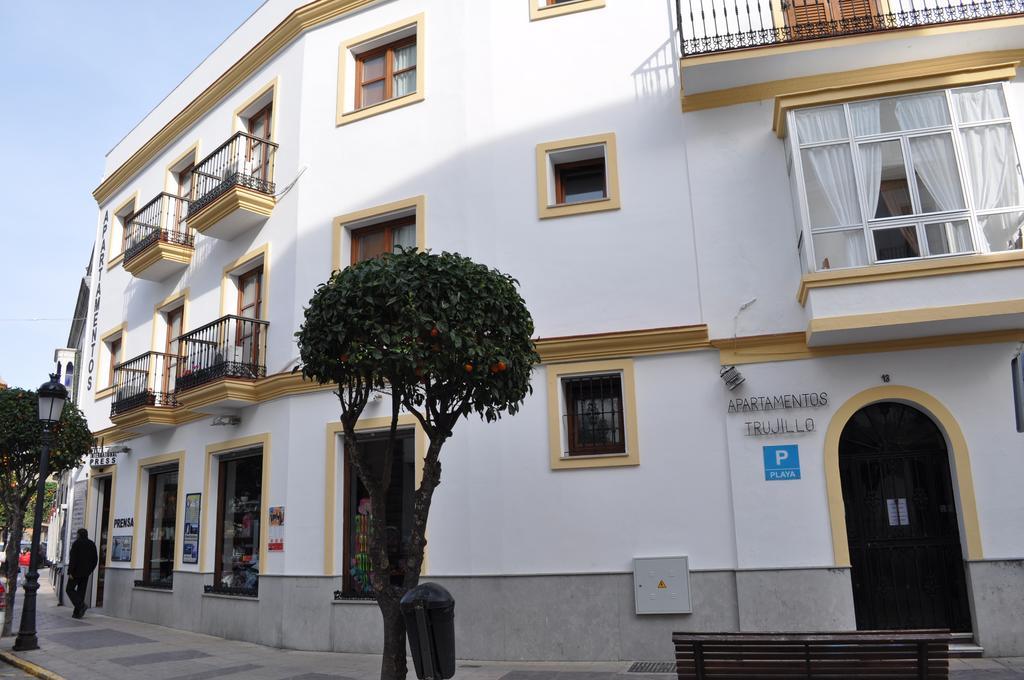 Apartamentos Trujillo Tarifa Extérieur photo